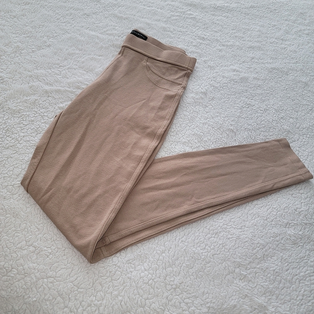 Khaki leggings